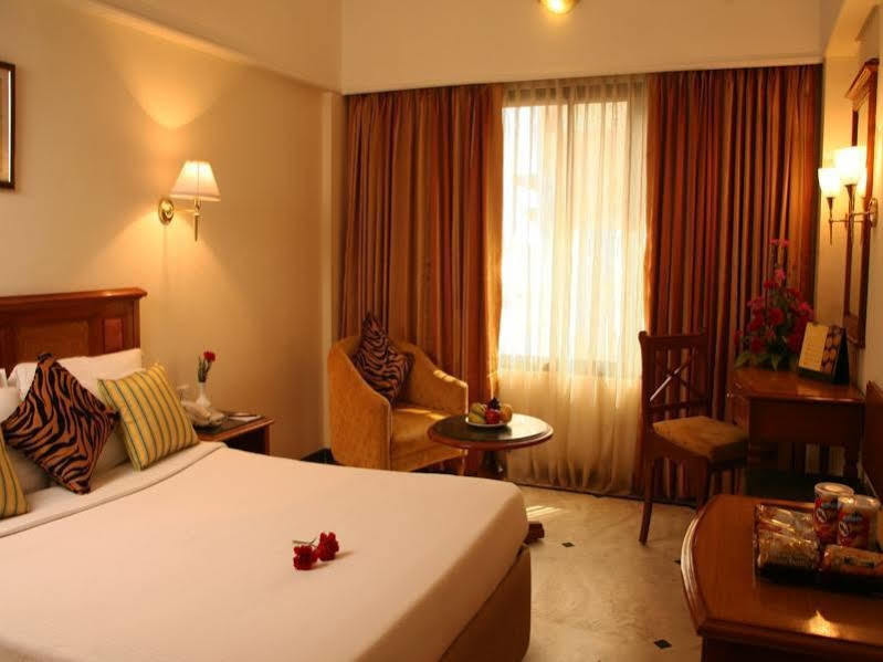 Regency Kanchipuram by GRT Hotels Exterior foto