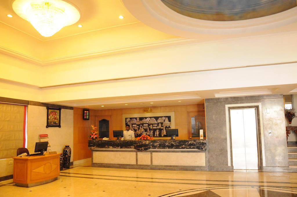 Regency Kanchipuram by GRT Hotels Exterior foto